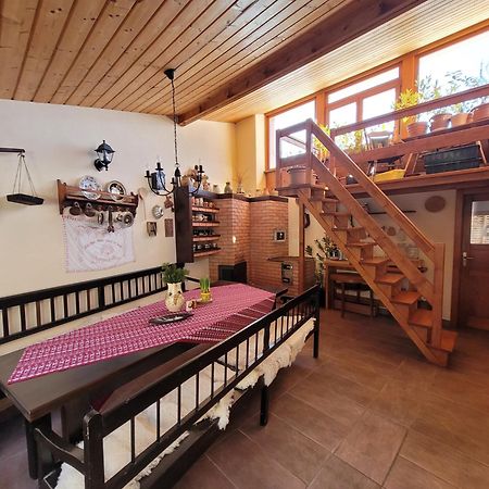 Family House - Apartmany Zuzana Стара-Лесна Экстерьер фото