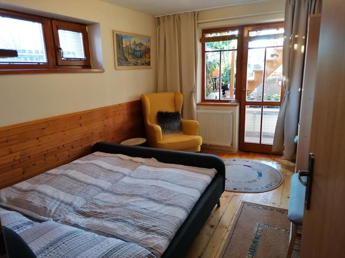 Family House - Apartmany Zuzana Стара-Лесна Экстерьер фото